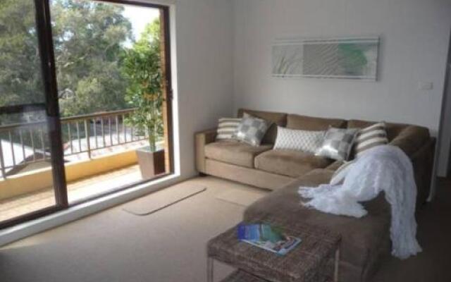 Fleur Court, Unit 9, 26-28 Head Street