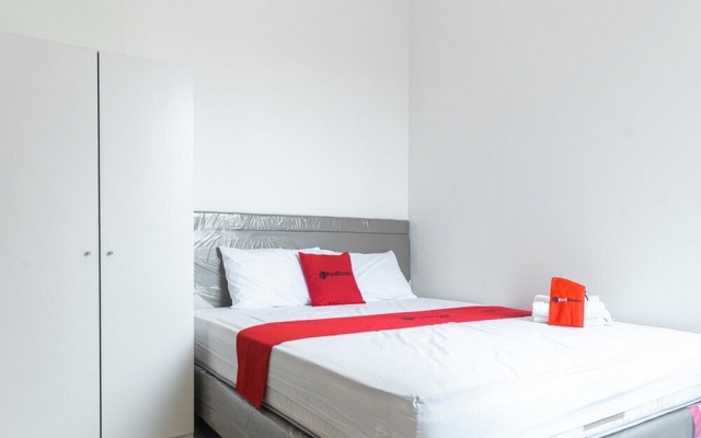 EcoHome Citra Raya Tangerang by RedDoorz – Guest Rooms – Tigaraksa
