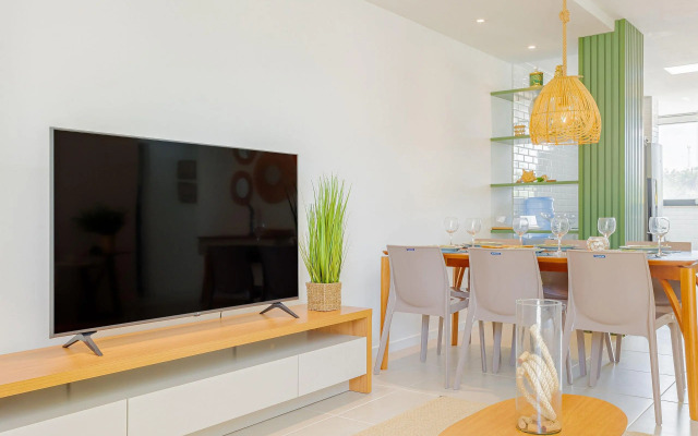 IT18 Maravilhoso Apt 3/4 - Pé na Areia