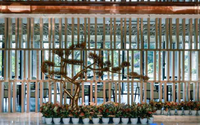 Hu Zhou Mountain and sea Happiness Bay Hotel