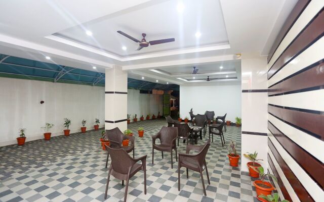 OYO 9344 Hotel Gangotri