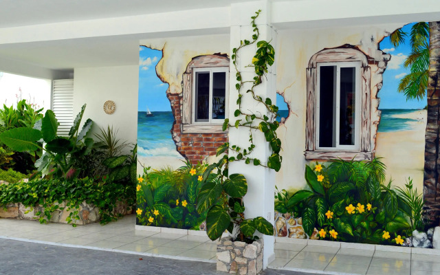 Corales Suites