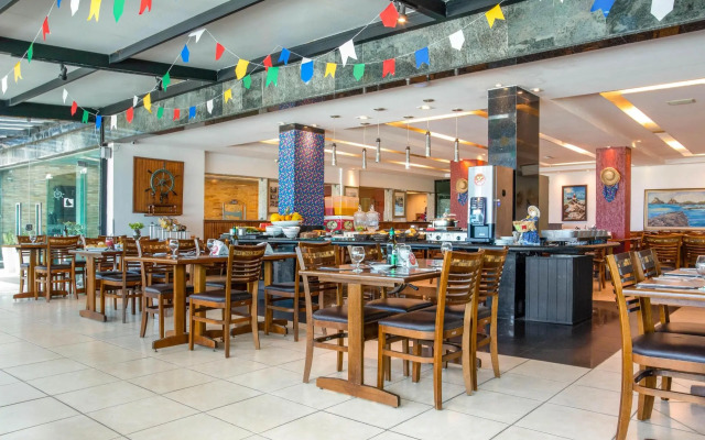 Jangadeiro Hotel e Convenções