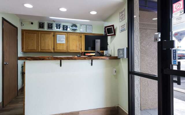 Econo Lodge Inn & Suites Williams - Grand Canyon Area