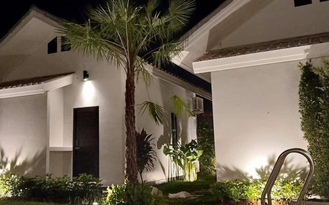 The Seaton House Phuket