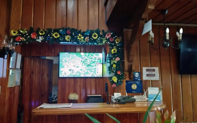 Log Cabin Hotel-Baguio
