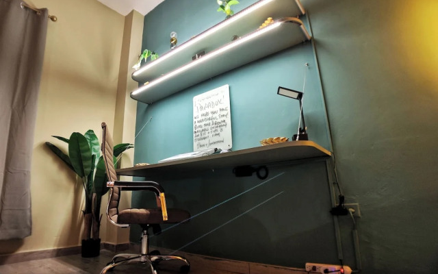 Oasis Studio By Paradox