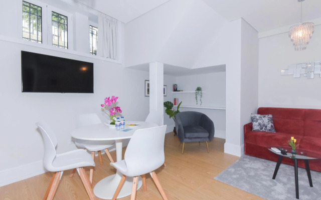 Fontinha Square Apartments by Porto City Hosts