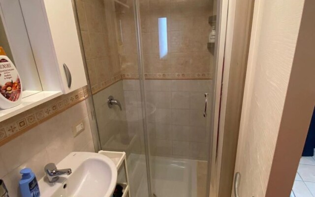 Charming 1-bed Apartment in Napoli