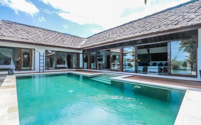 Villa Luna Maya