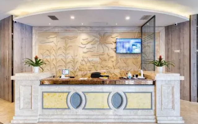 Chuangejia Golden Lotus Hotel (Yongkang Stadium Chengnan Road Store)
