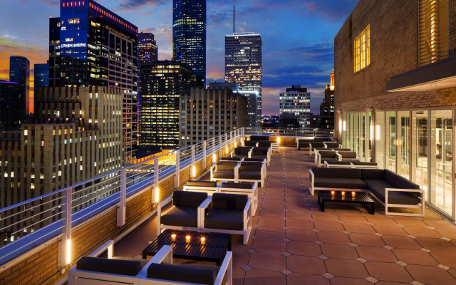 Le Meridien Houston Downtown