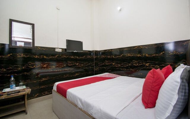 Oyo 43606 Darshan Guest House