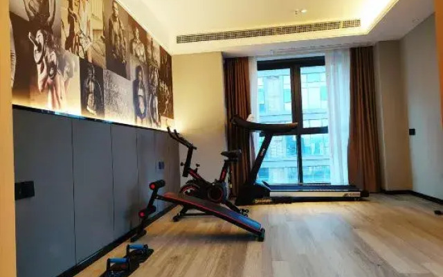 Starway Hotel (Chongqing Yuelai International Expo Center)