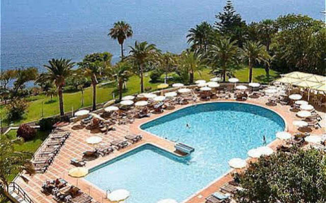 Madeira Palacio Resort Hotel
