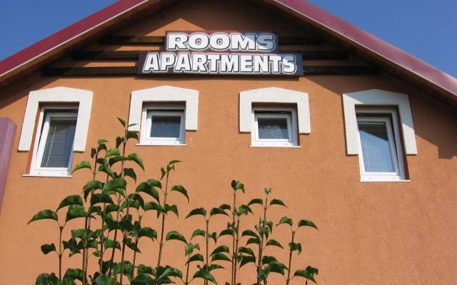 Guest House Redzo