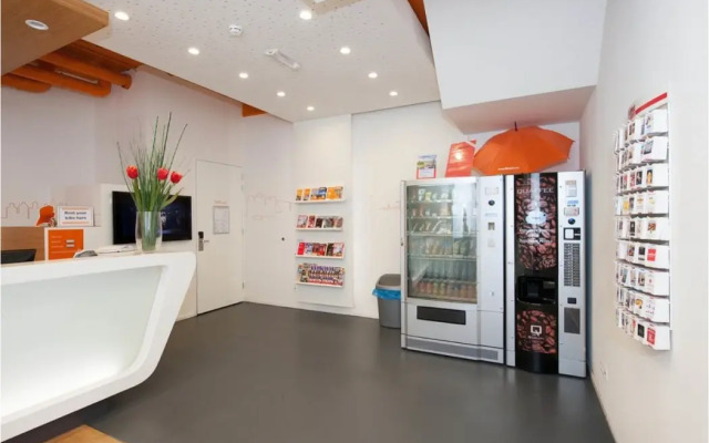 easyHotel Amsterdam City Centre South