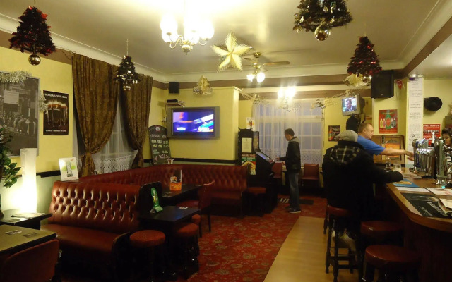 Hour Glass Hotel
