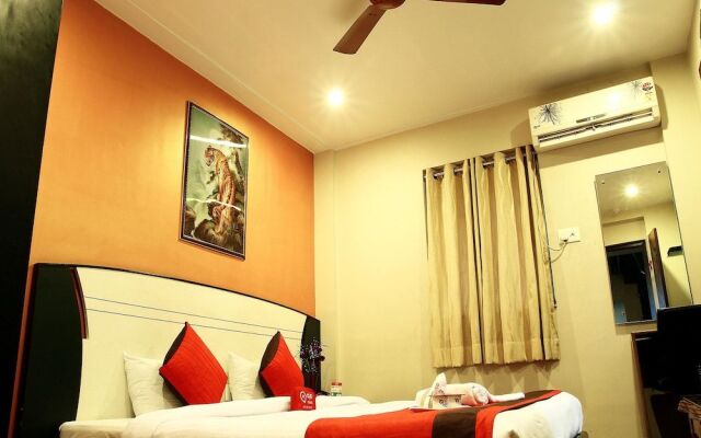 OYO 759 Hotel Rock Star