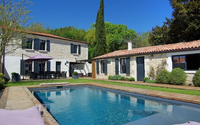 La Parenthèse Enchantée