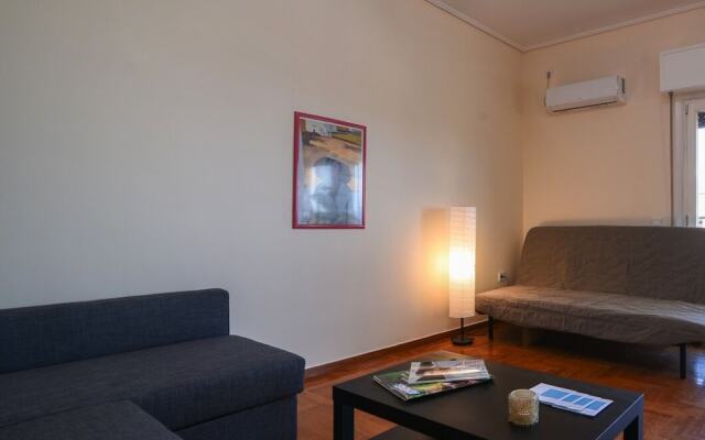 90m² homm Sea View Apartment in Alimos