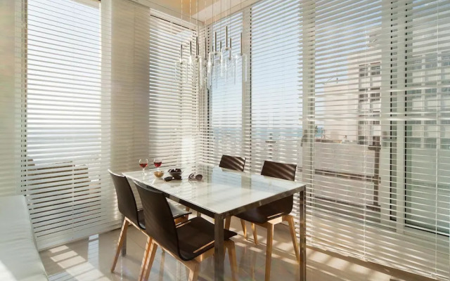 Sunset Panorama Apartment by Sea N' Rent