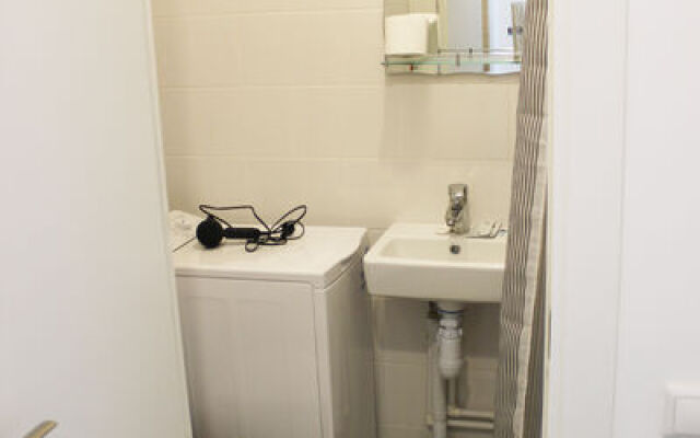 Apartments Like at home on Mira str., 4