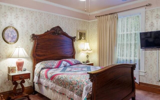 Roseberry House Bed & Breakfast