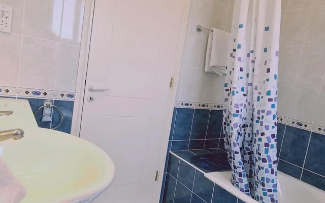 90 TLA - Stay Tala Sea View Apartment