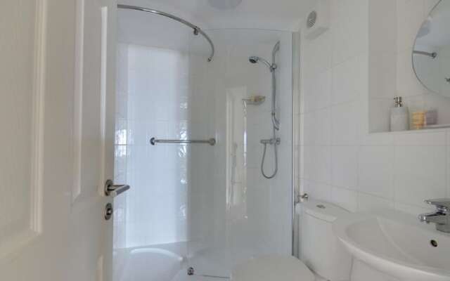 Beautiful apartment in Ilfracombe near sea
