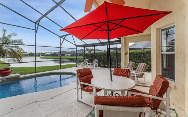 Superb pool villa near Disney, Kissimmee, US