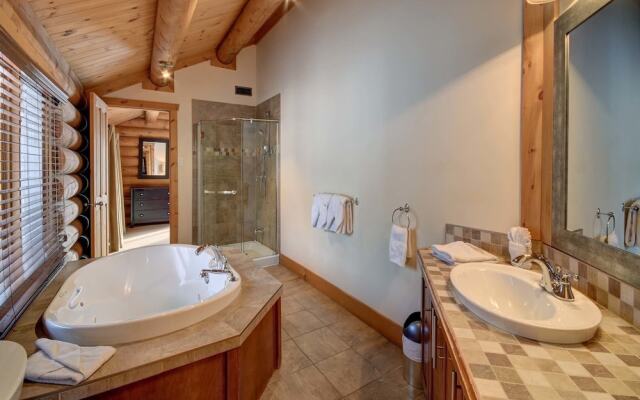 Chalet Sioux