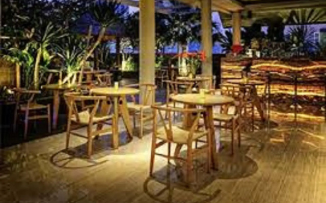 Rasuna Icon Hotel