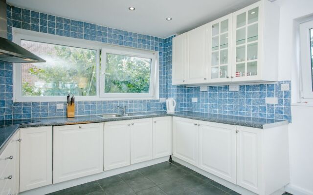 London Riverside 4 Bedroom House