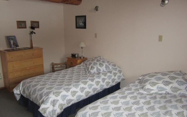 Driftwood Lodge