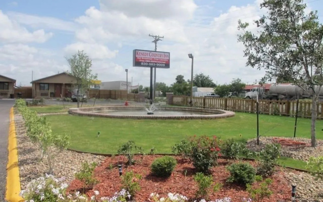 Kenedy Country Inn