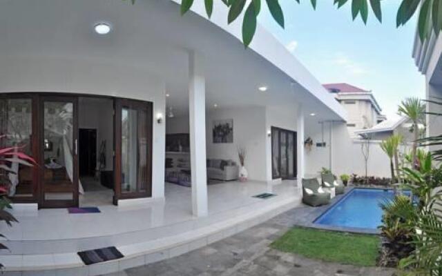 Ajee Villa Bali