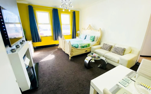 PHOENIX Executive Apart-Hotel