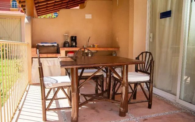 Hotel Zihua Caracol