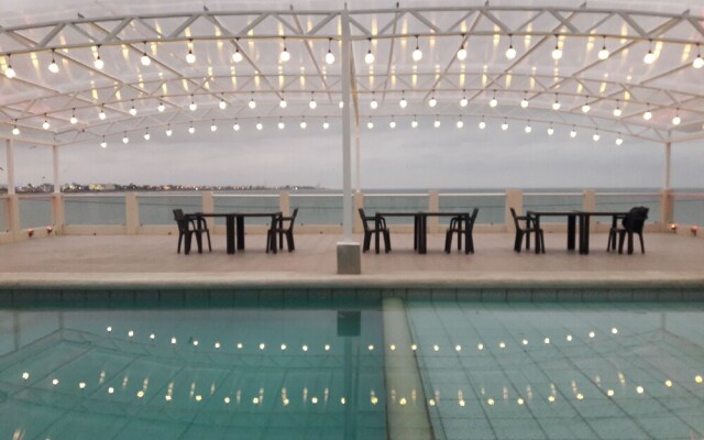 Hotel Paradise Beach