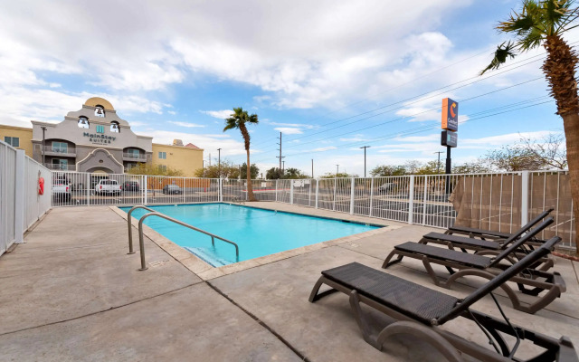 Comfort Inn & Suites El Centro I - 8
