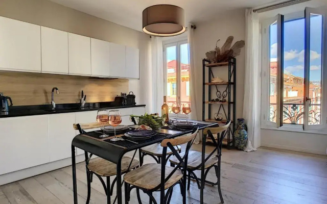 Nestor&Jeeves - MASSENA DREAM - Hyper center - Close sea