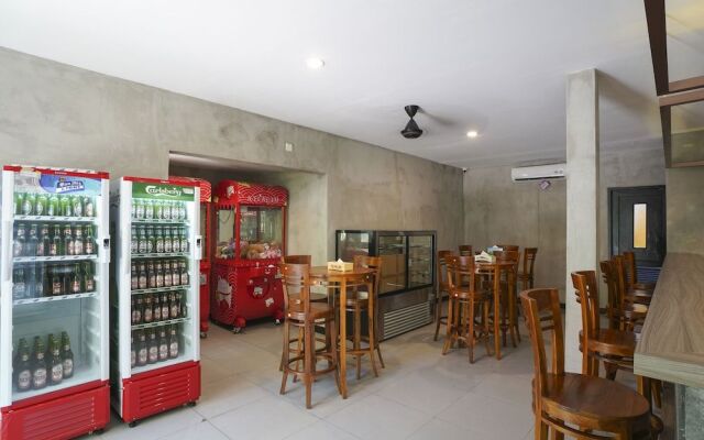 OYO 1992 China Town Hotel Bali