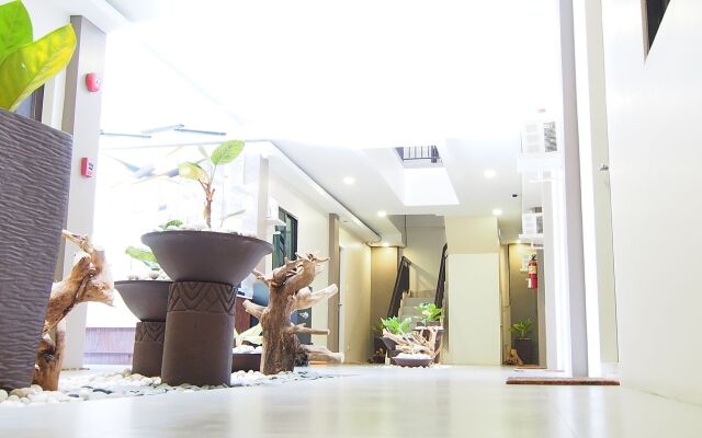 Marton Suites