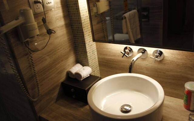 C.Kong International