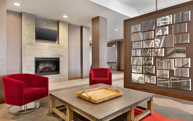 Four Points by Sheraton Fargo Medical Center