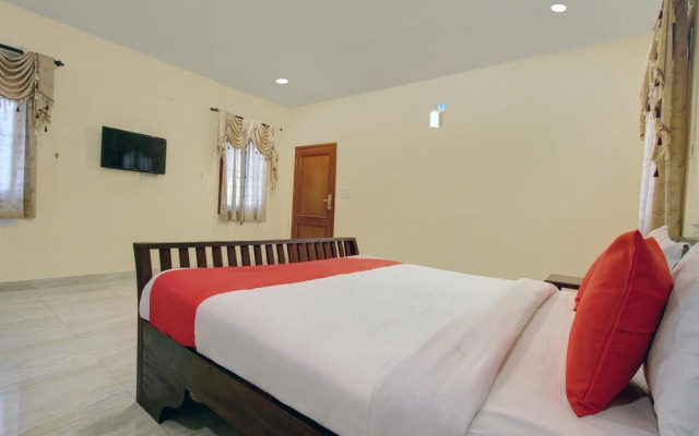 OYO 30970 AAR Royal Residency