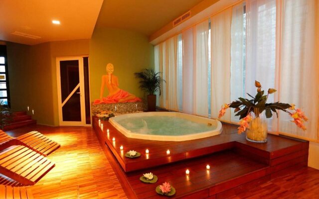 Aminess Velaris Resort