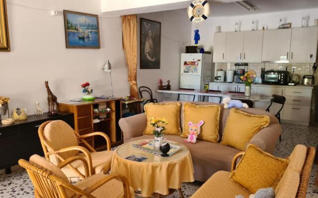 Villa George