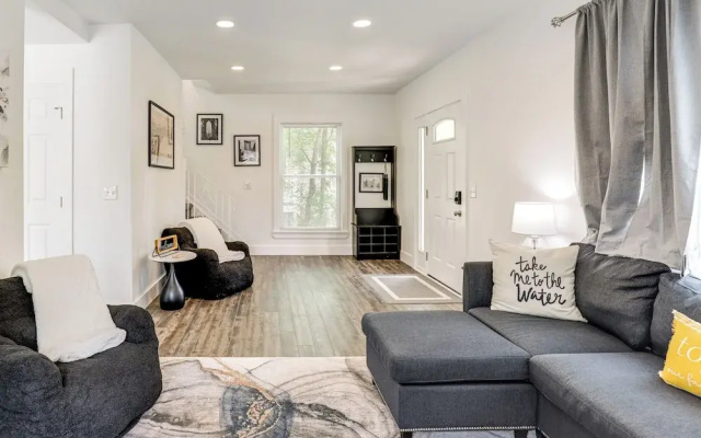 Walk to Downtown & Seneca Lake: Updated Retreat!
